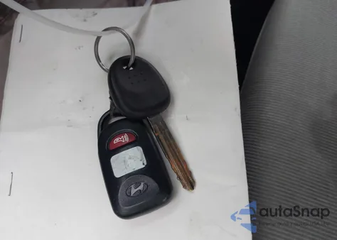 2017 Hyundai Elantra Se z USA, uszkodzony, nr VIN 5NPD84LF0HH167748